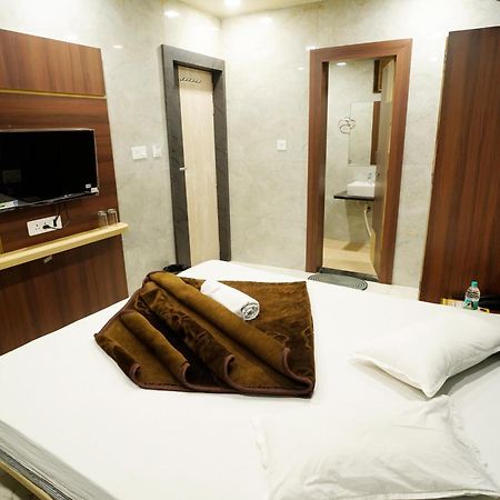 Hotel New Sundaram 150 Mtrs From Dargah อัจเมอร์ ภายนอก รูปภาพ
