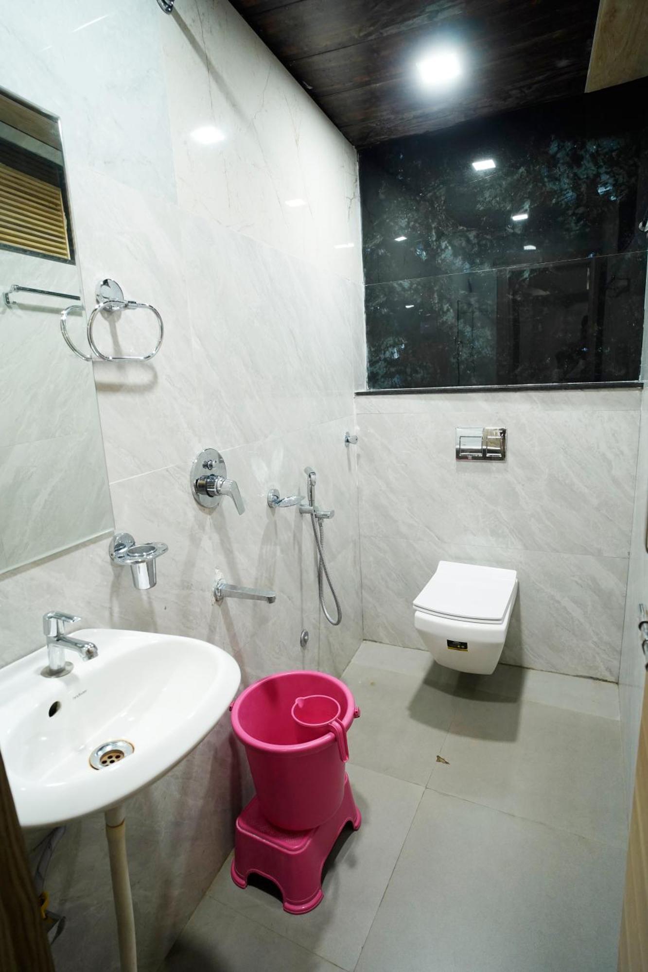 Hotel New Sundaram 150 Mtrs From Dargah อัจเมอร์ ภายนอก รูปภาพ