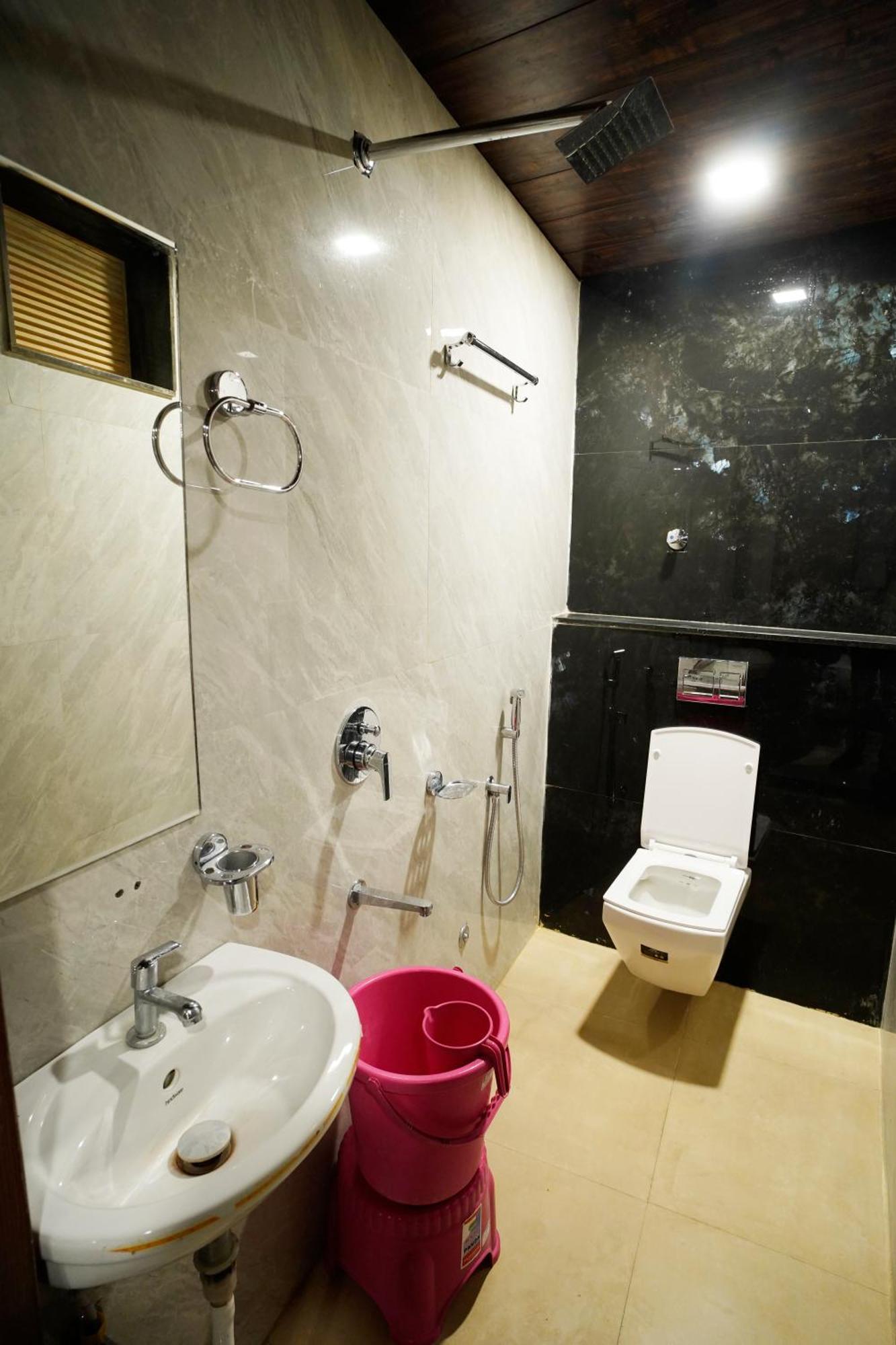 Hotel New Sundaram 150 Mtrs From Dargah อัจเมอร์ ภายนอก รูปภาพ